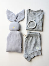 Load image into Gallery viewer, Toddler organic gift hamper – eco-friendly and gender neutral