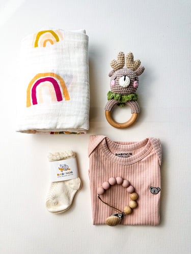 Pink baby’s gift set – organic cotton essentials