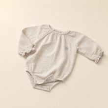 Load image into Gallery viewer, Organic Cotton Muslin Baby Romper - Cream, alternate product view
